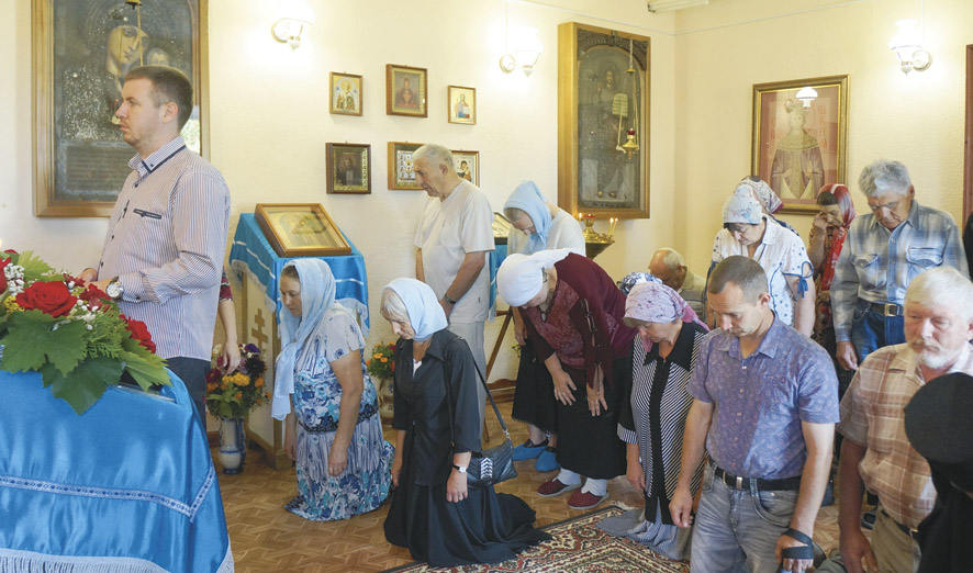 Литургия в домовом храме в честь Владимирской иконы Божией Матери. 8 сентября 2015 года Литургия в домовом храме в честь Владимирской иконы Божией Матери. 8 сентября 2015 года