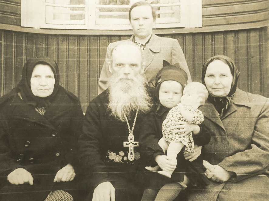Среди близких людей