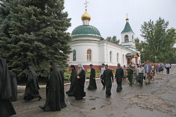 Чин о панагии после богослужения в день престольного праздника монастыря. 19 августа 2014 года