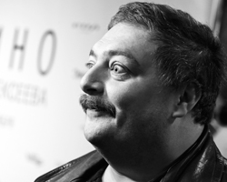 Дмитрий Быков понимает Ленина (фото: Вячеслав Прокофьев/ТАСС)