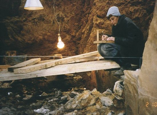 Раскопки погребального рва на Бутовском полигоне, 1997 г.