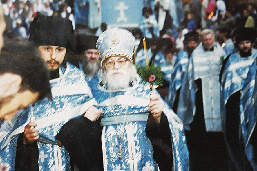 Праздник Успения в Псково-Печерском монастыре. 1994 год