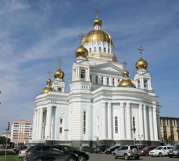 Собор во имя святого флотоводца Феодора Ушакова в Саранске