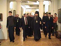 Епископ Лонгин в Радищевском музее Саратова. Фото Н. Таракановой