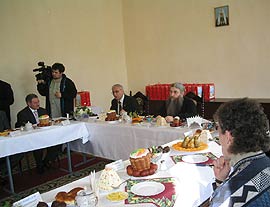 27 апреля в епархиальном управлении состоялась встреча Епископа Саратовского и Вольского Лонгина с редакторами и руководителями СМИ