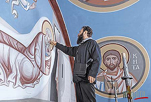 Архимандрит Зинон, по приглашению епископа РПЦ МП Илариона (Алфеева), расписывает Никольский собор в Вене
