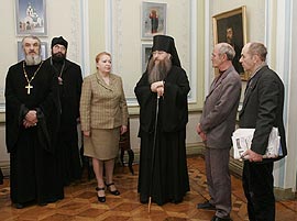 В день престольного праздника Преосвященнейший Лонгин совершил Божественную литургию в Благовещенском храме Вольска