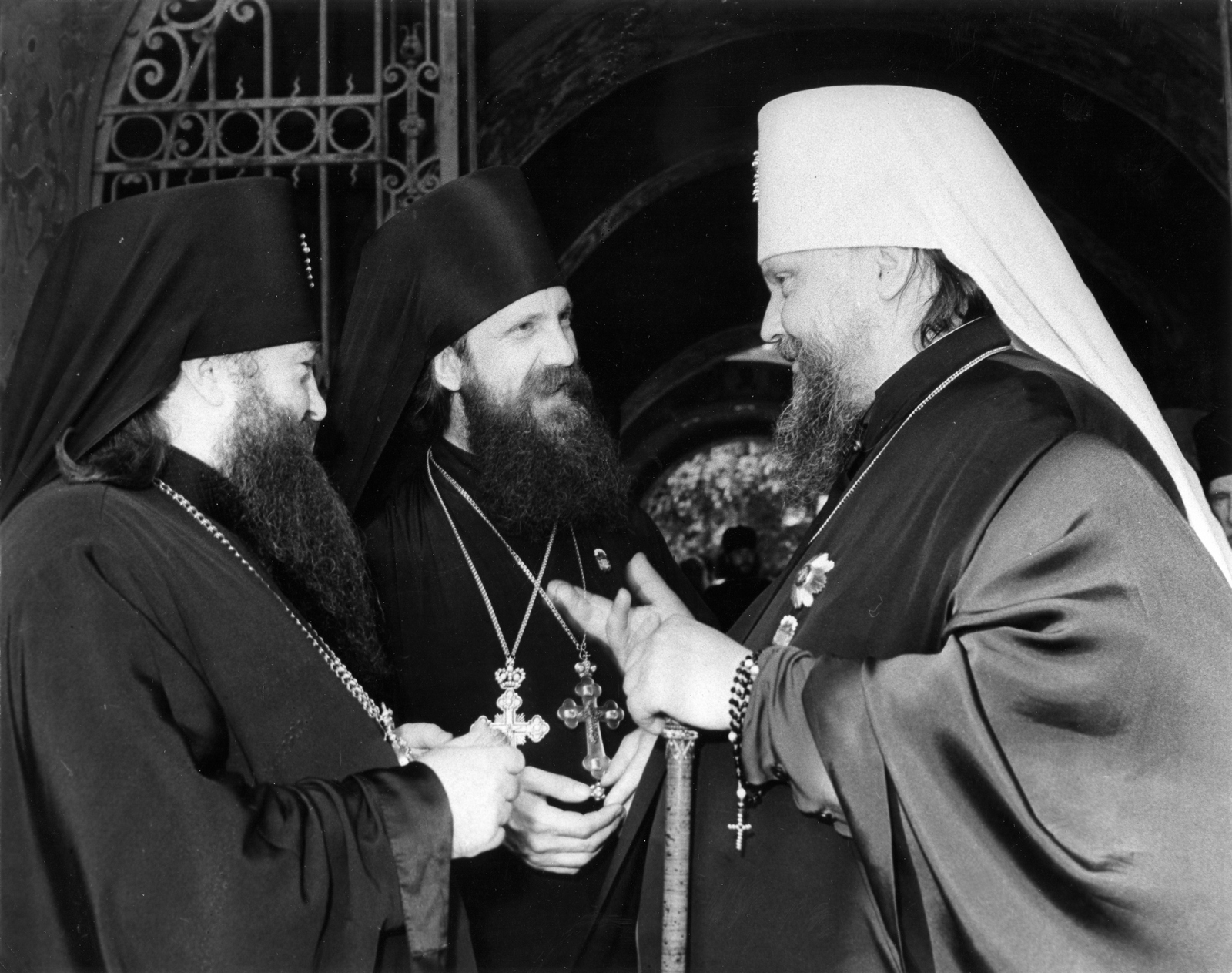 Архиепископ Никодим (Ротов), архимандрит Пимен (Хмелевской), митрополит Пимен (Извеков), Свято-Троицкая Сергиева Лавра, 1963 г.