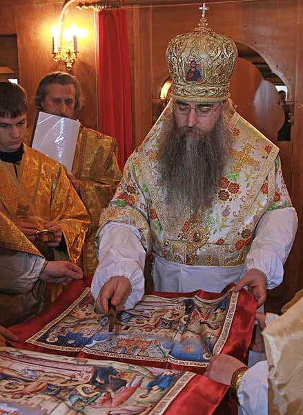Великое освящение храма в с. Старая Жуковка, октябрь 2008 года 