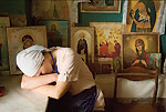 Усталость. Село Каменники, Юрьевецкий район, Ивановский область, Россия. Община при храме Рождества Христова. Июль 2007. (серия «Каменники») Усталость. Село Каменники, Юрьевецкий район, Ивановский область, Россия. Община при храме Рождества Христова. Июль 2007. (серия «Каменники»)