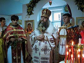 В храме во имя святой равноапостольной Марии Магдалины состоялась первая Архиерейская служба