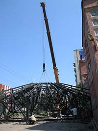 Установлен свод центрального купола саратовского храма в честь Казанской иконы Божией Матери в день престольного праздника