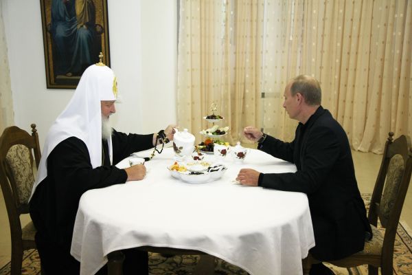 Патриарший визит на Валаам в 2009 году. Встреча с В. Путиным. У Предстоятеля РПЦ с президентом РФ сложились хорошие отношения