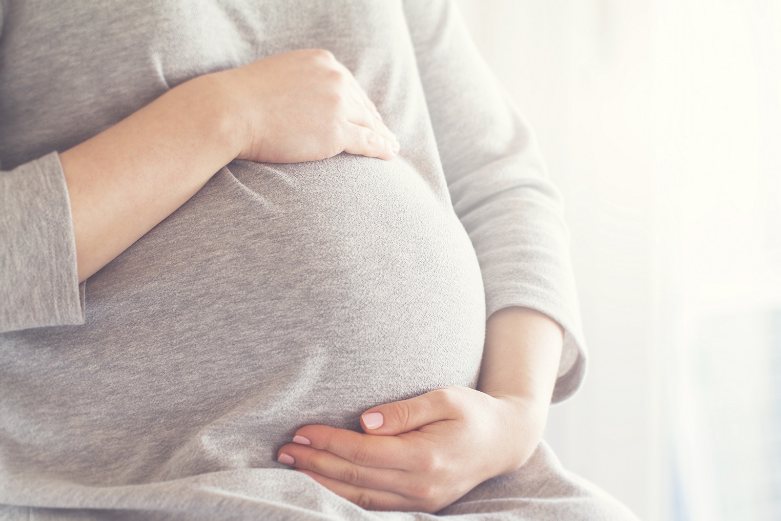 <a href="https://ru.freepik.com/free-photo/pregnant-woman-touching-her-belly_1028426.htm#query=%D0%B1%D0%B5%D1%80%D0%B5%D0%BC%D0%B5%D0%BD%D0%BD%D0%B0%D1%8F&position=3&from_view=search&track=sph">Изображение от valeria_aksakova</a> на Freepik