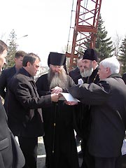 Начало строительства Троицкого собора. 2004 г.