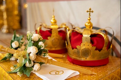 Митрополит Игнатий совершил таинство Венчания в Свято-Троицком кафедральном соборе г. Саратова