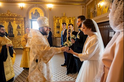 Митрополит Игнатий совершил таинство Венчания в Свято-Троицком кафедральном соборе г. Саратова