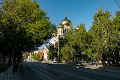 В Покровском соборе Саратова встретили ковчег с частицей мощей святого великомученика Пантелеимона