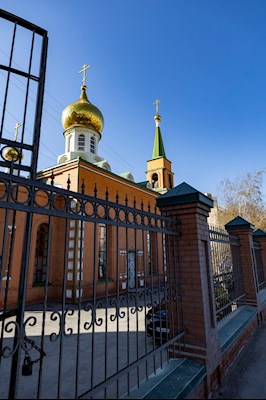 Митрополит Игнатий совершил Божественную литургию в храме в честь Казанской иконы Божией Матери г.Саратова