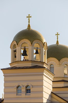 Митрополит Игнатий совершил Божественную литургию в соборном храме святителя Спиридона Тримифунтского г. Саратова