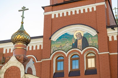Митрополит Игнатий совершил Божественную литургию в Серафимовском храме г. Саратова