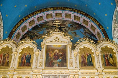 Митрополит Игнатий совершил Божественную литургию в Духосошественском соборе г. Саратова