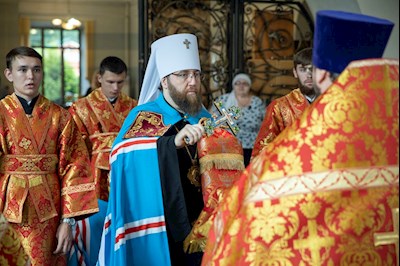 Митрополит Игнатий совершил Божественную литургию в Свято-Никольском мужском монастыре г. Саратова