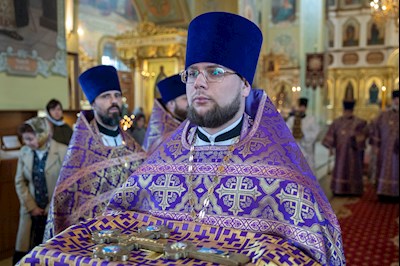 Митрополит Игнатий совершил Божественную литургию в Покровском соборе г. Саратова