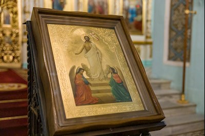 Митрополит Игнатий совершил Божественную литургию в Духосошественском соборе г. Саратова