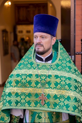 Митрополит Игнатий совершил Божественную литургию в Серафимовском храме г. Саратова