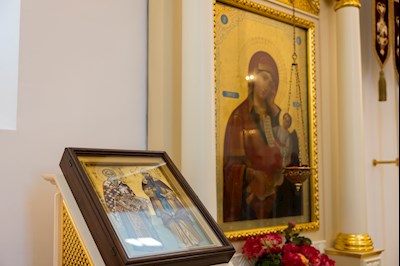 Митрополит Игнатий совершил Божественную литургию в университетском храме святых равноапостольных Мефодия и Кирилла