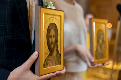 Митрополит Игнатий совершил таинство Венчания в Свято-Троицком кафедральном соборе г. Саратова