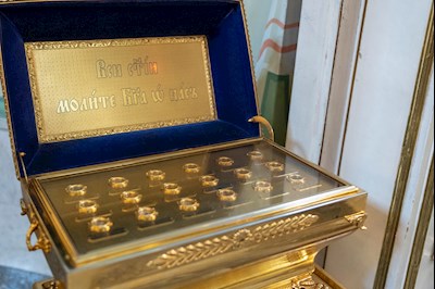 Митрополит Игнатий совершил Божественную литургию в Покровском соборе г. Саратова