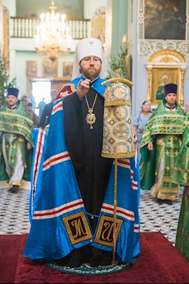 Митрополит Игнатий совершил Божественную литургию в Духосошественском соборе г. Саратова