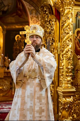 Митрополит Игнатий совершил таинство Венчания в Свято-Троицком кафедральном соборе г. Саратова