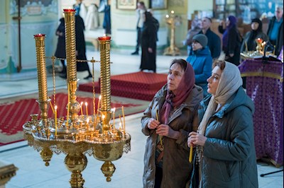 Митрополит Игнатий совершил всенощное бдение в Покровском соборе г. Саратова