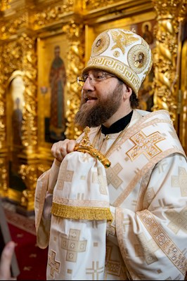 Митрополит Игнатий совершил таинство Венчания в Свято-Троицком кафедральном соборе г. Саратова