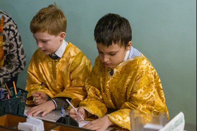 Митрополит Игнатий совершил Божественную литургию в Духосошественском соборе г. Саратова