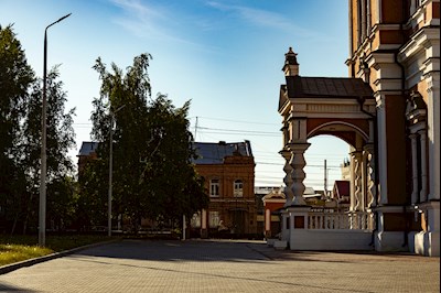 В Покровском соборе Саратова встретили ковчег с частицей мощей святого великомученика Пантелеимона