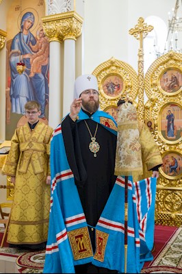 Митрополит Игнатий совершил Божественную литургию в соборном храме святителя Спиридона Тримифунтского г. Саратова