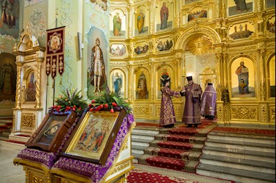 Митрополит Игнатий совершил всенощное бдение в Покровском соборе г. Саратова