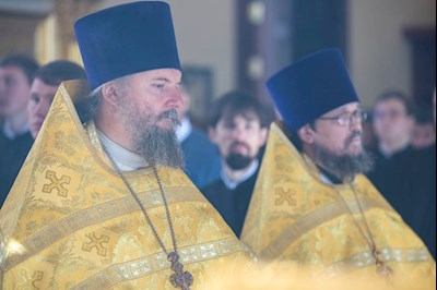 Митрополит Игнатий совершил Божественную литургию в храме апостола и евангелиста Иоанна Богослова при СПДС