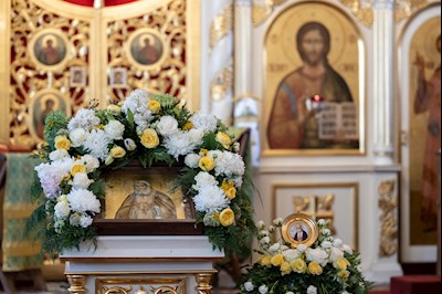 Митрополит Игнатий совершил Божественную литургию в Серафимовском храме г. Саратова