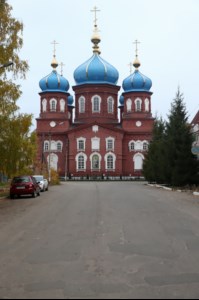 Божественная литургия в храме в честь Покрова Пресвятой Богородицы г.Петровска