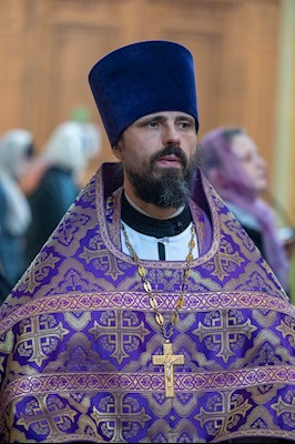 Митрополит Игнатий совершил Божественную литургию в Покровском соборе г. Саратова