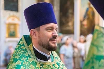 Митрополит Игнатий совершил Божественную литургию в Духосошественском соборе г. Саратова