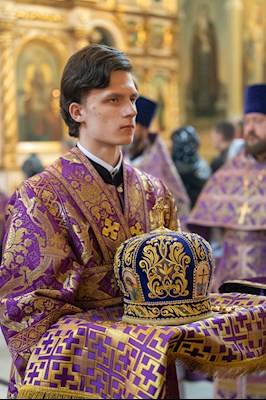 Митрополит Игнатий совершил Божественную литургию в Покровском соборе г. Саратова