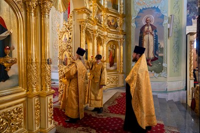 Митрополит Игнатий совершил всенощное бдение в Покровском соборе г. Саратова