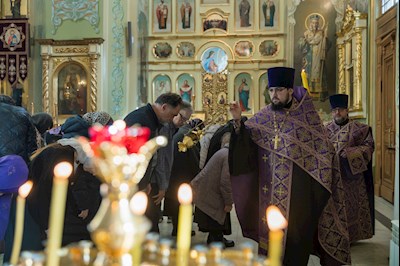 Митрополит Игнатий совершил всенощное бдение в Покровском соборе г. Саратова