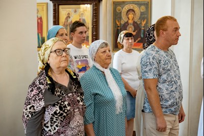 Митрополит Игнатий совершил всенощное бдение в храме в честь Нерукотворного Образа Спасителя г. Саратова